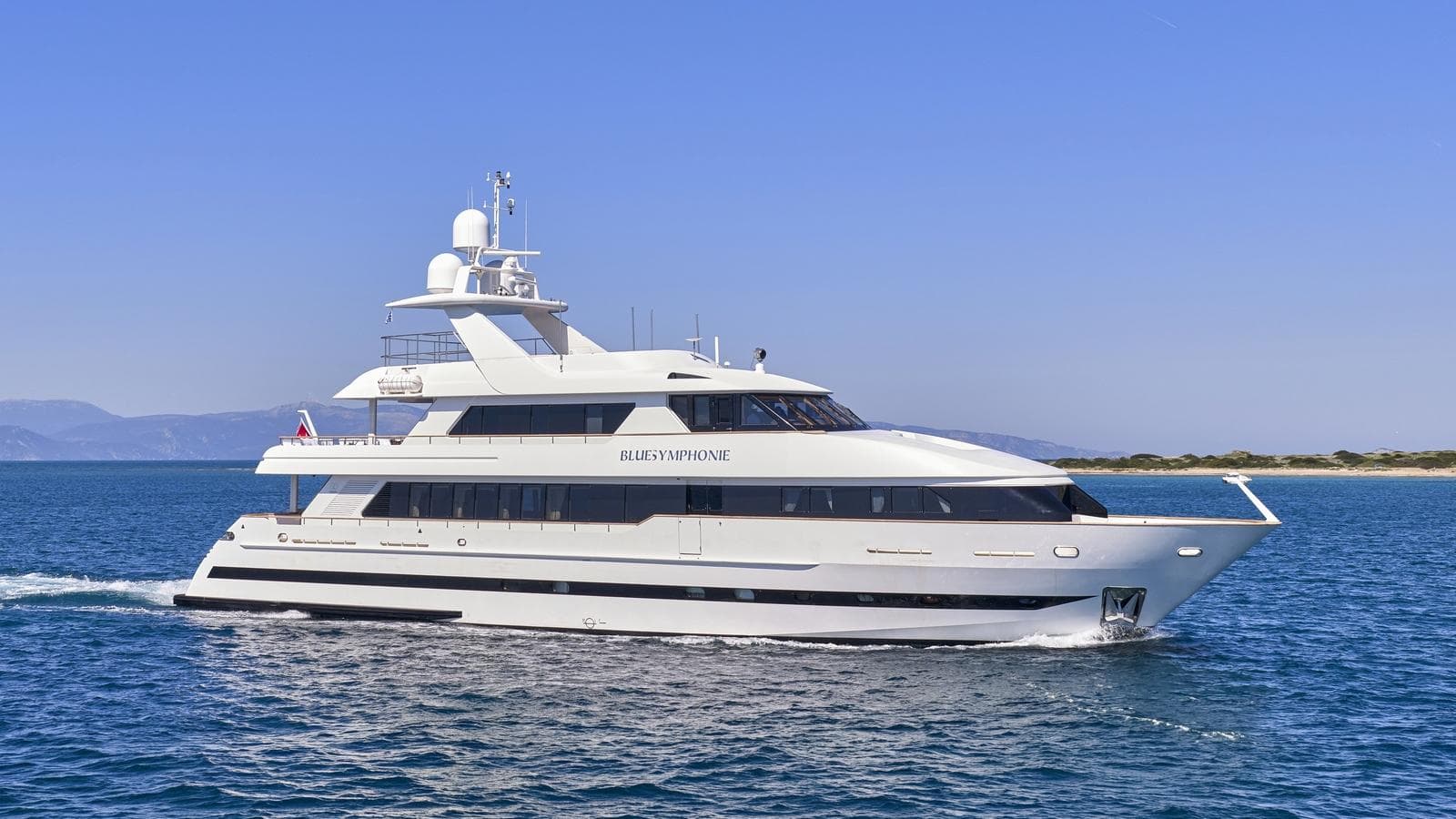 M/Y BLUE SYMPHONIE, a 37 metre Moonen motor yacht available for crewed charter in Greece