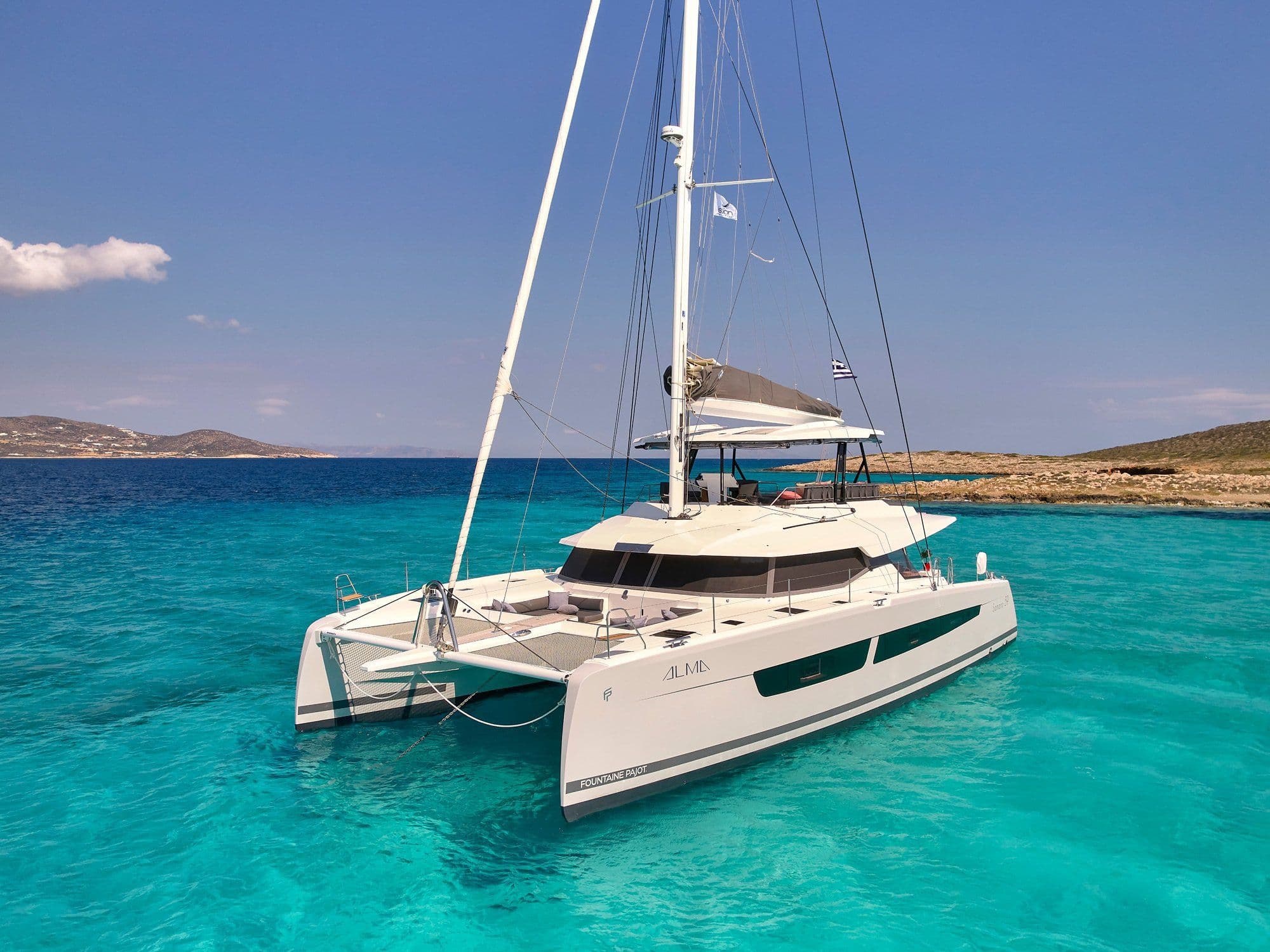 S/CAT ALMA, Fountaine Pajot Samana 59, crewed yacht charter in Greek waters