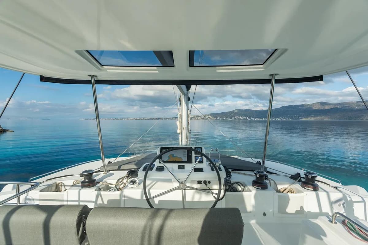 S/CAT Errant Vagabond — charter yacht in Greece, image 3