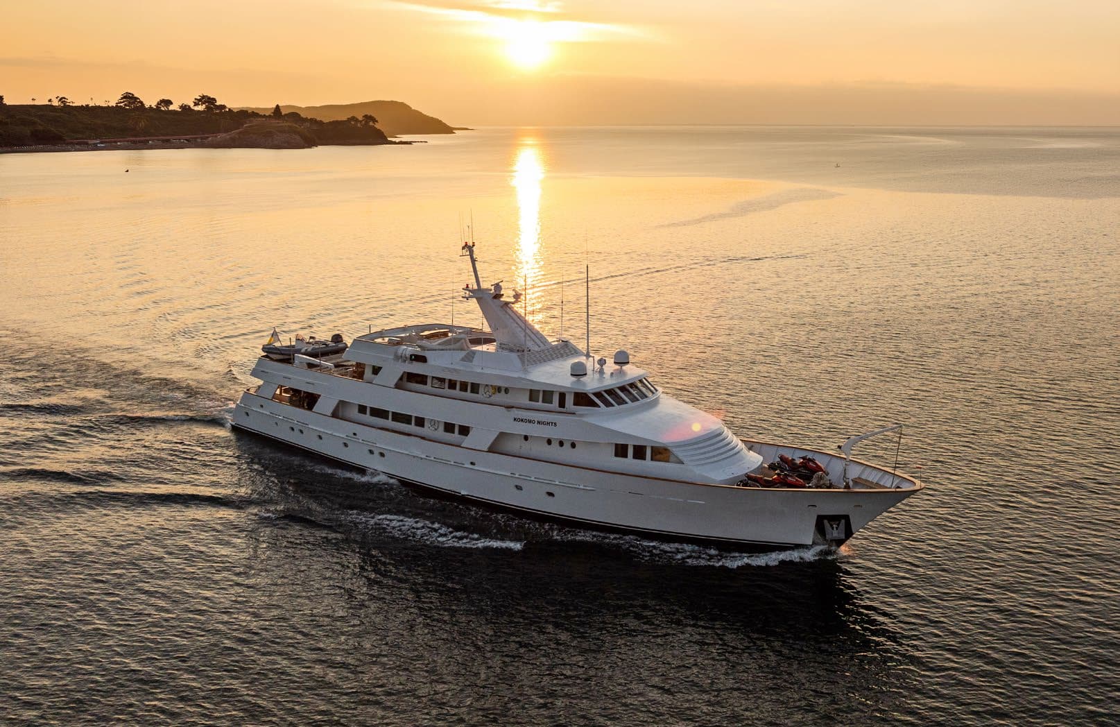Picchiotti 156 classic superyacht Kokomo Nights - twelve-guest charter Greece