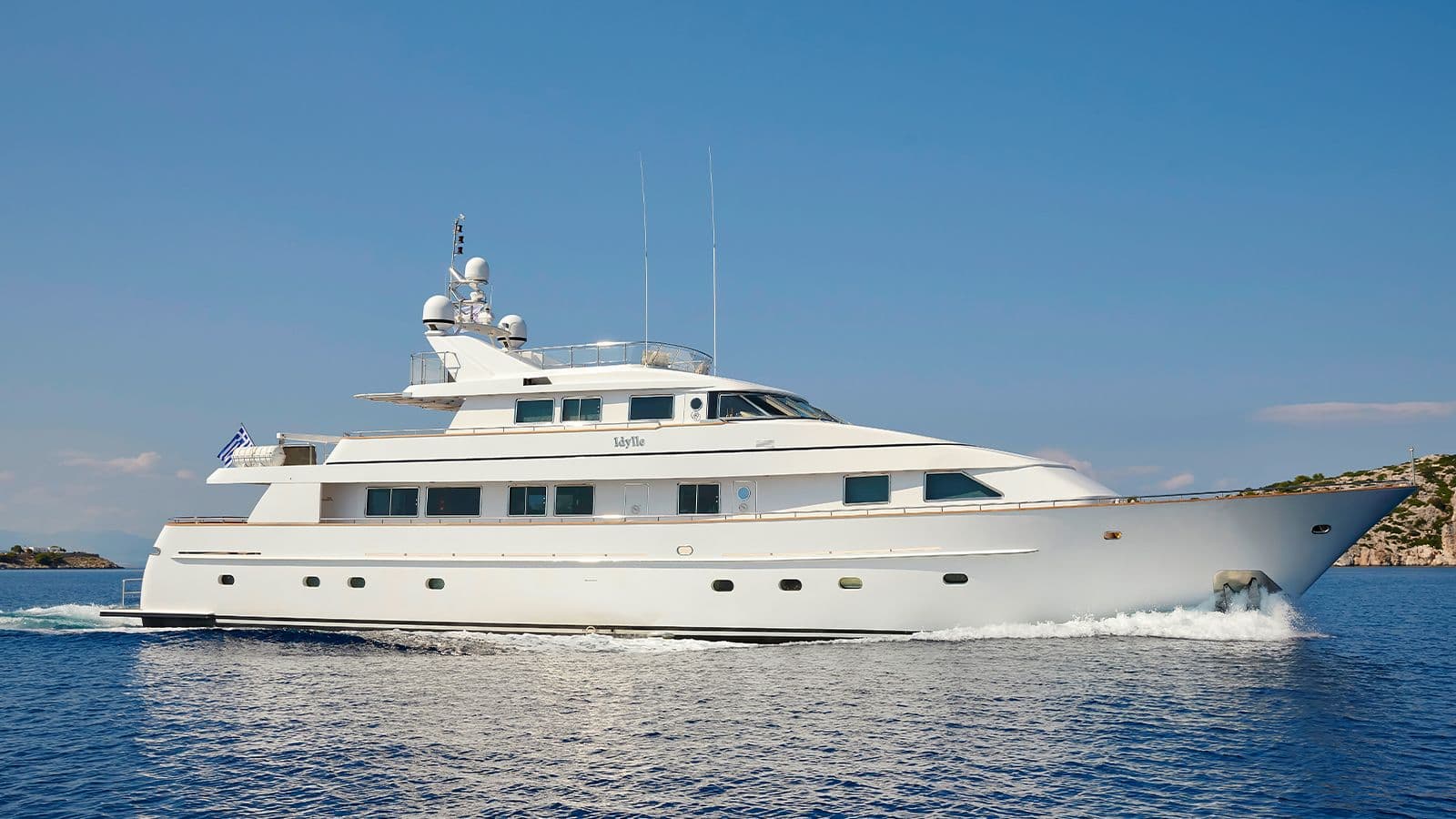M/Y IDYLLE, a 37 metre Benetti motor yacht available for crewed charter in Greece