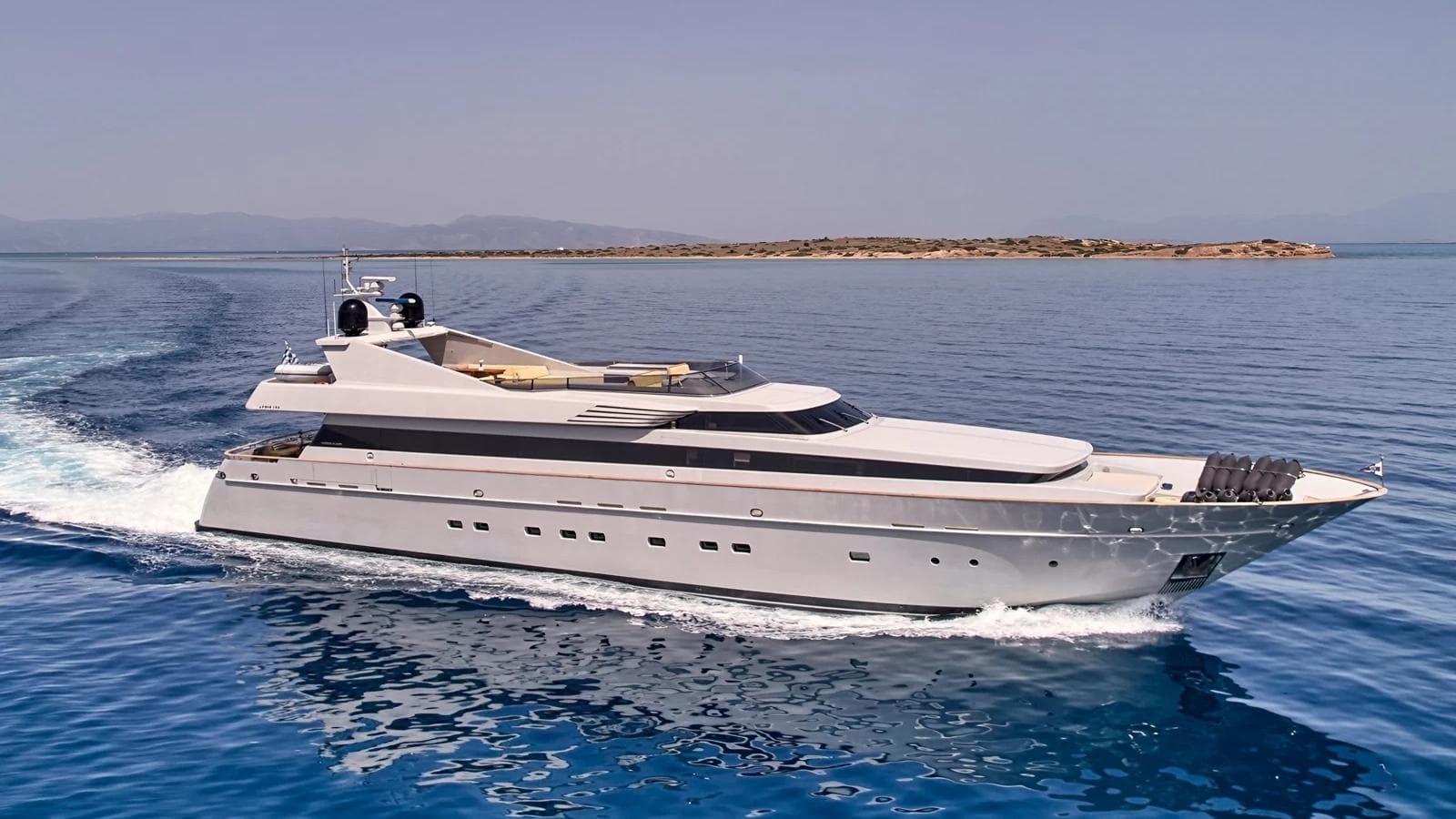 M/Y KINTARO, a 38 metre Cantieri Di Pisa motor yacht available for crewed charter in Greece