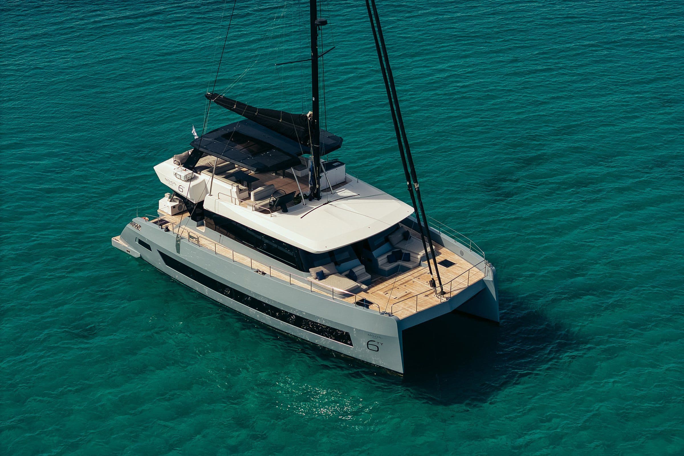 S/CAT SEABARIT LX, Moon 60, crewed yacht charter in Greek waters